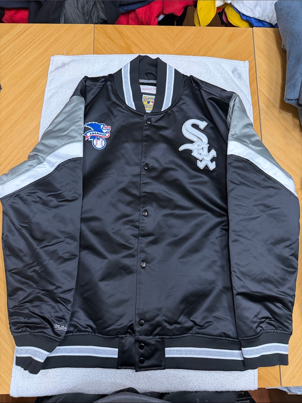 Mitchell & Ness Black and Silver Chicago White Sox Satin Varsity Jacket